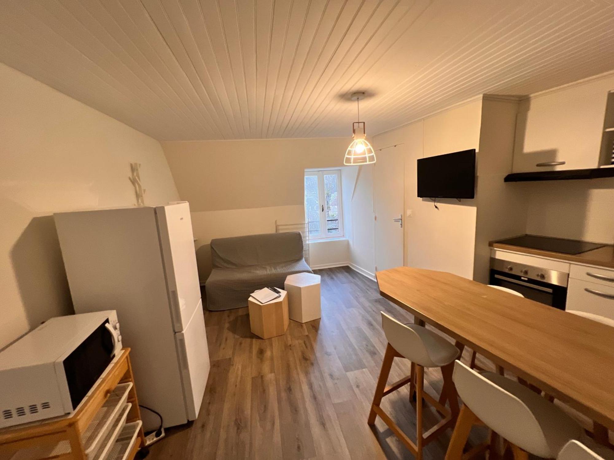 Appartement Duplex Avec Wifi Proche Du Centre La Bourboule